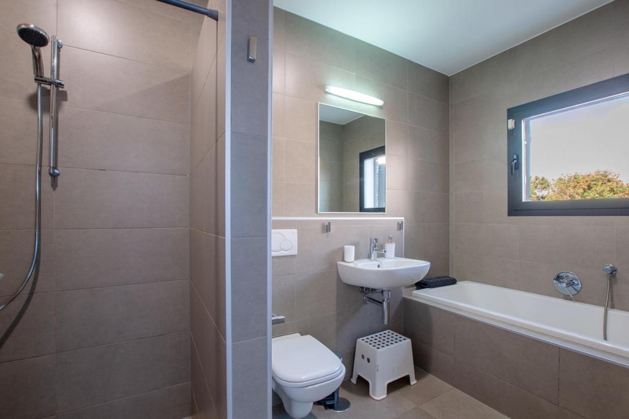 Heated & Shared Pool Villa Matriana 36A, North Shore Villas Лахарес Екстериор снимка
