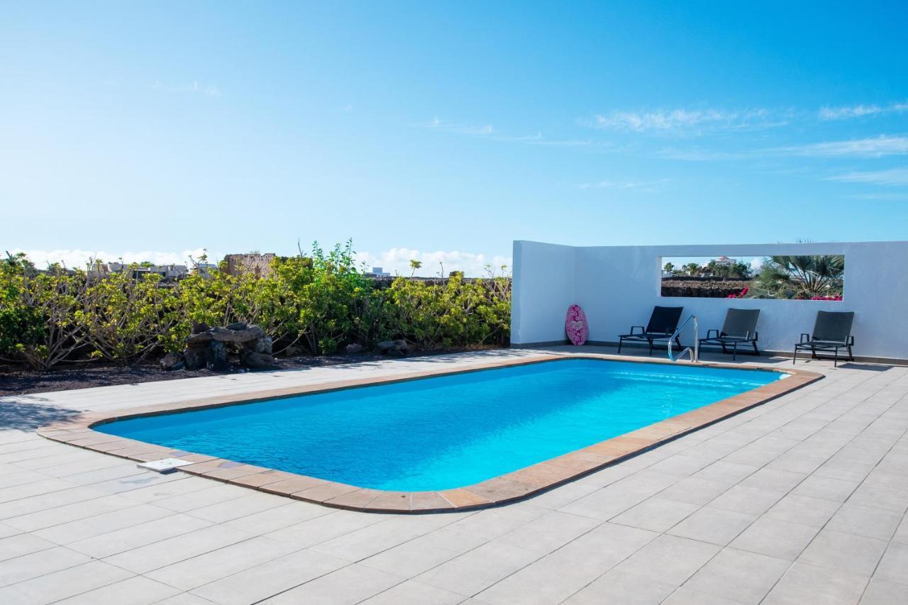 Heated & Shared Pool Villa Matriana 36A, North Shore Villas Лахарес Екстериор снимка